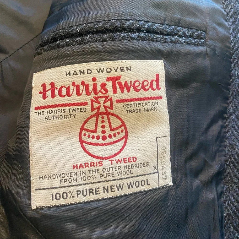 Harris Tweed Men's Dark Charcoal Herringbone Sport Coat